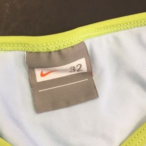 does nike swimwear run small